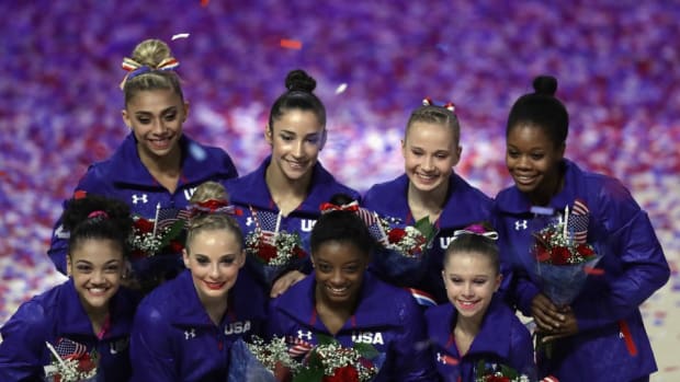 simone-biles-aly-raisman-dancing-video-us-gymnastics.jpg